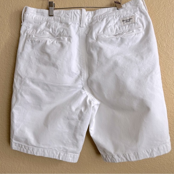Abercrombie & Fitch Vintage Flat Front Shorts - Picture 2 of 7